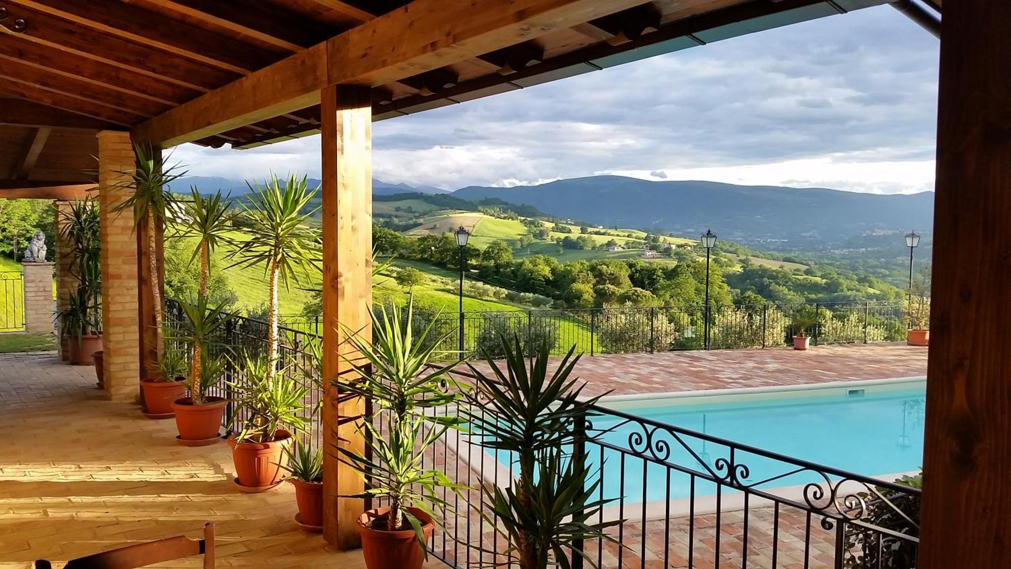 Agriturismo Pascucci Tolentino Exterior photo