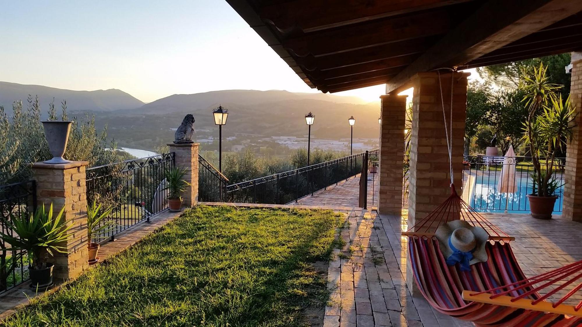 Agriturismo Pascucci Tolentino Exterior photo