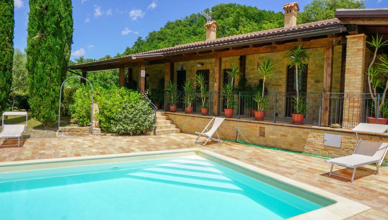 Agriturismo Pascucci Tolentino Exterior photo